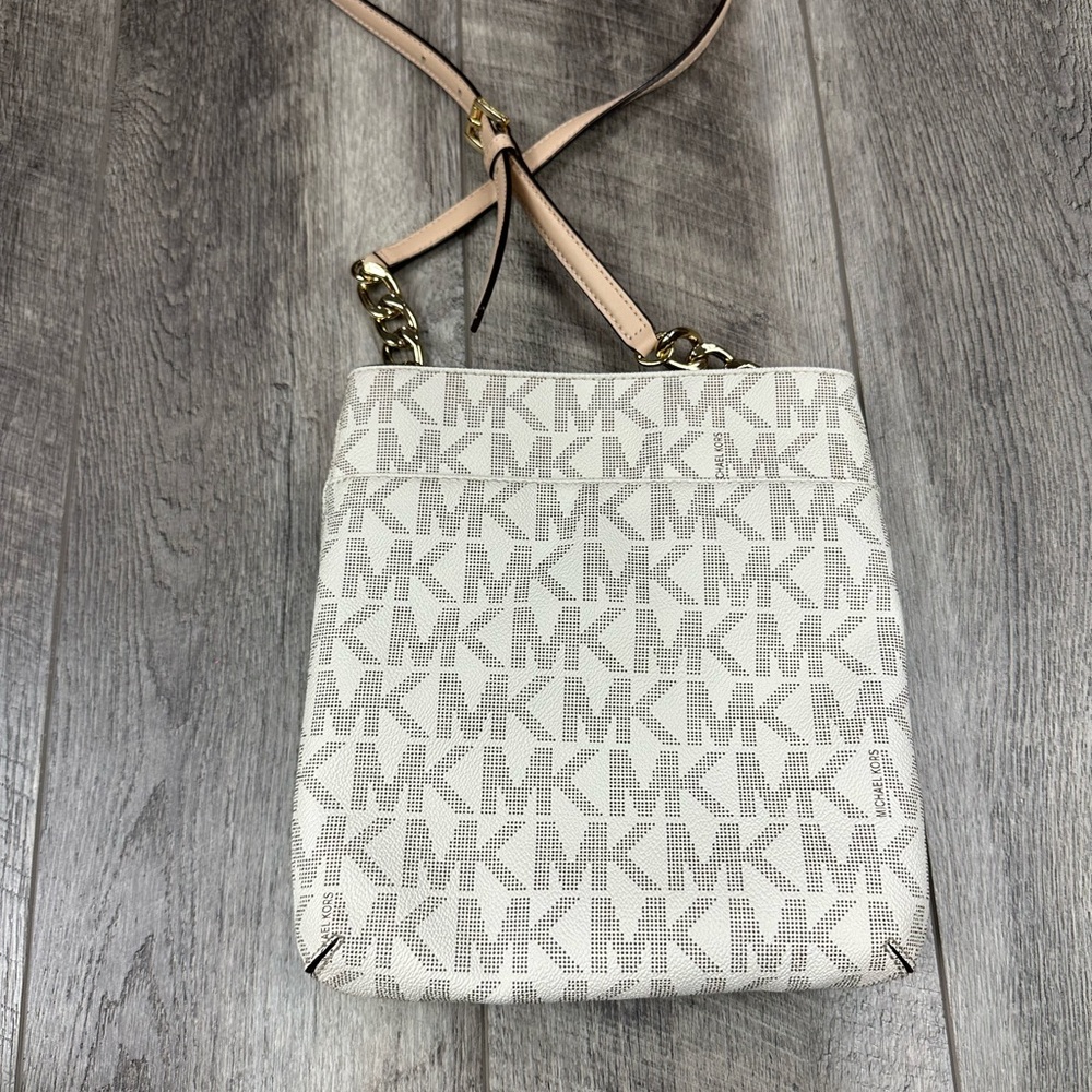 Michael Kors Cream Print Satchel - Picture 6 of 13